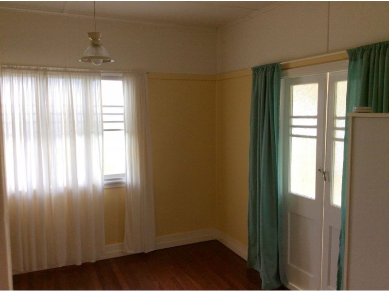 34 Muriel Street, Maryborough QLD 4650