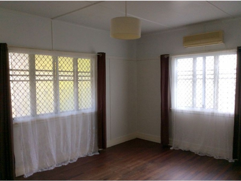 34 Muriel Street, Maryborough QLD 4650
