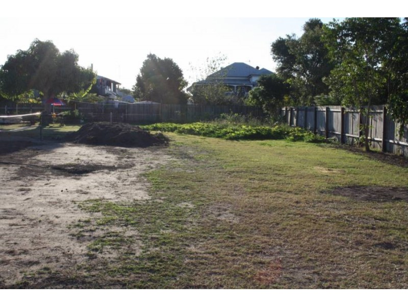 8a Park Street, Maryborough QLD 4650