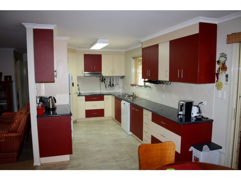 2 Satinwood Close, Tinana QLD 4650