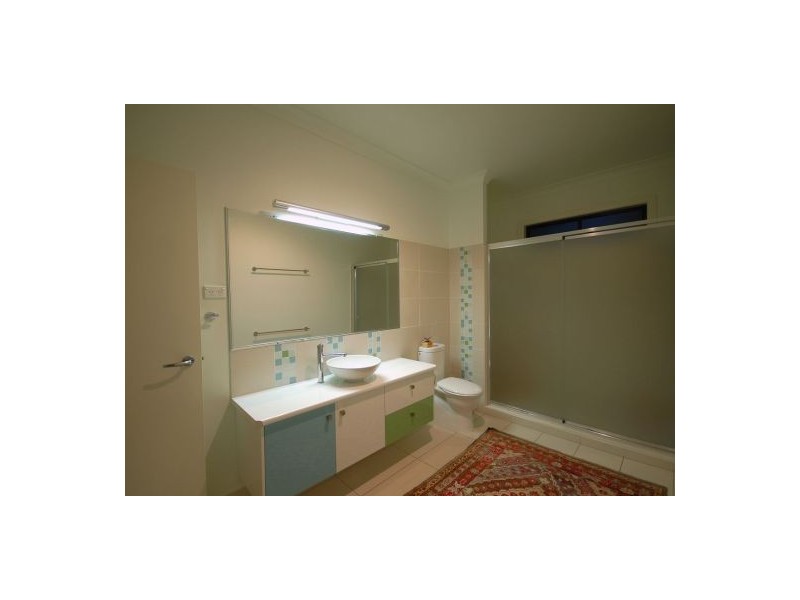 6B Doon Villa Avenue, Maryborough QLD 4650