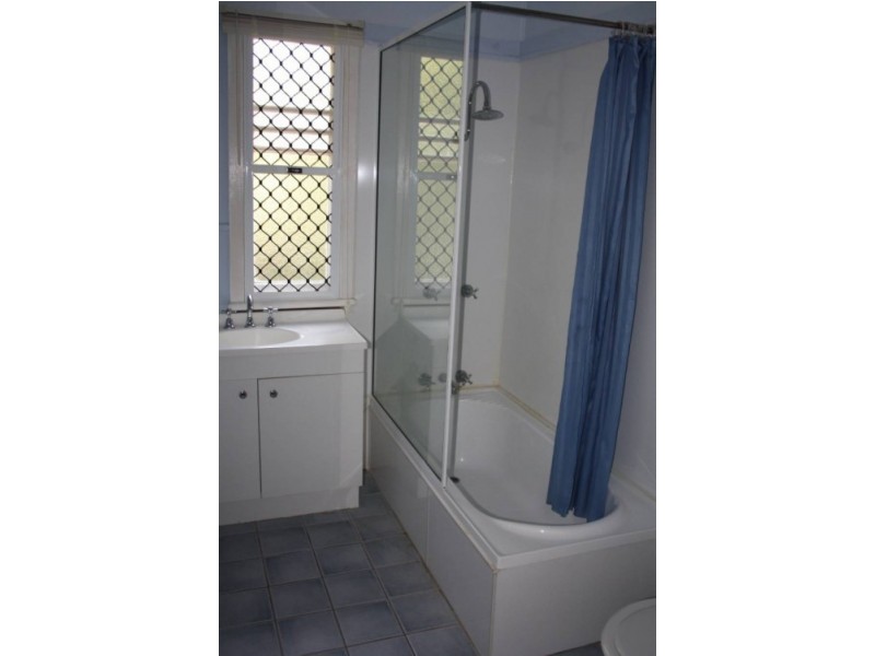 34 Muriel Street, Maryborough QLD 4650