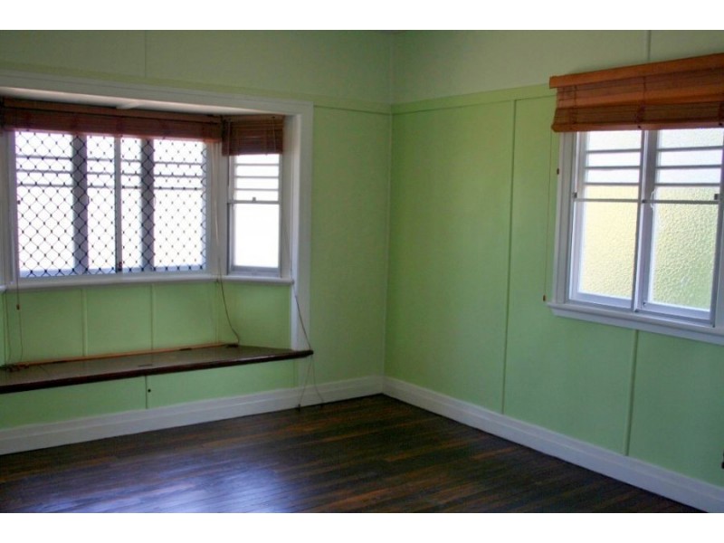 34 Muriel Street, Maryborough QLD 4650