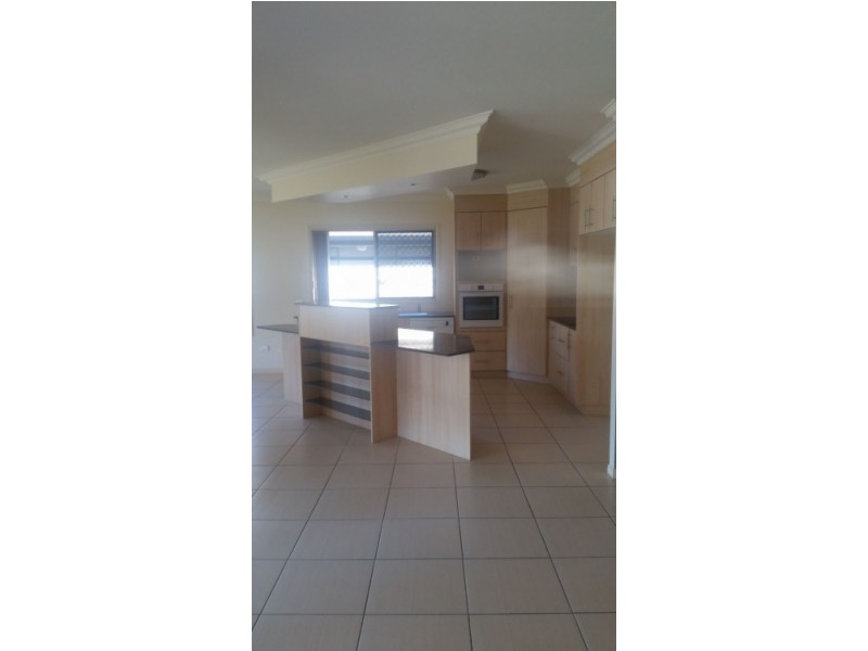 15 Lady Penrhyn Drive, Hervey Bay QLD 4655