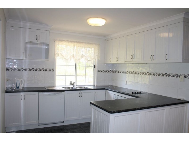 207 Old Gympie Road, Owanyilla QLD 4650