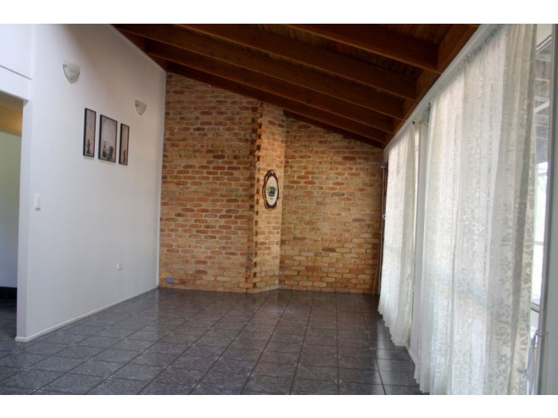 207 Old Gympie Road, Owanyilla QLD 4650