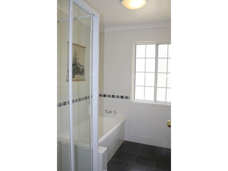 207 Old Gympie Road, Owanyilla QLD 4650