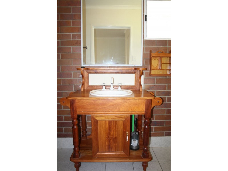 207 Old Gympie Road, Owanyilla QLD 4650