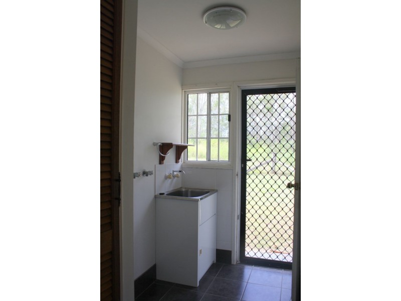 207 Old Gympie Road, Owanyilla QLD 4650