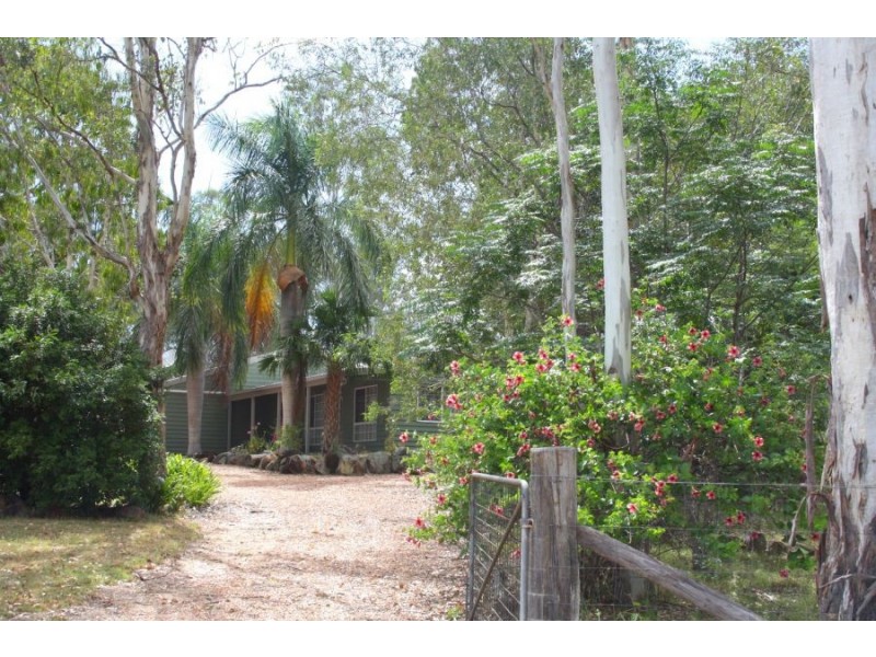 207 Old Gympie Road, Owanyilla QLD 4650