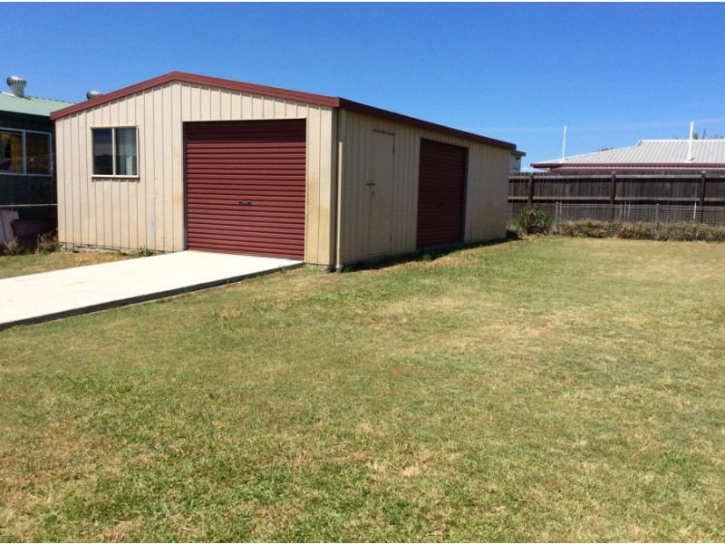 50 Hansen Street, Urangan QLD 4655