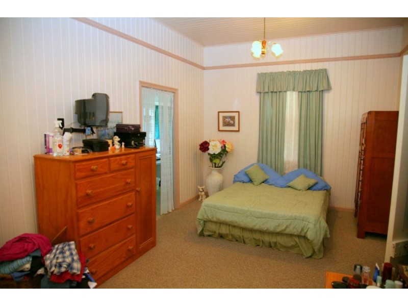 30 Teddington Road, Tinana QLD 4650