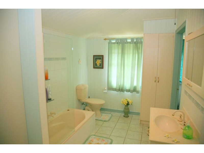 30 Teddington Road, Tinana QLD 4650