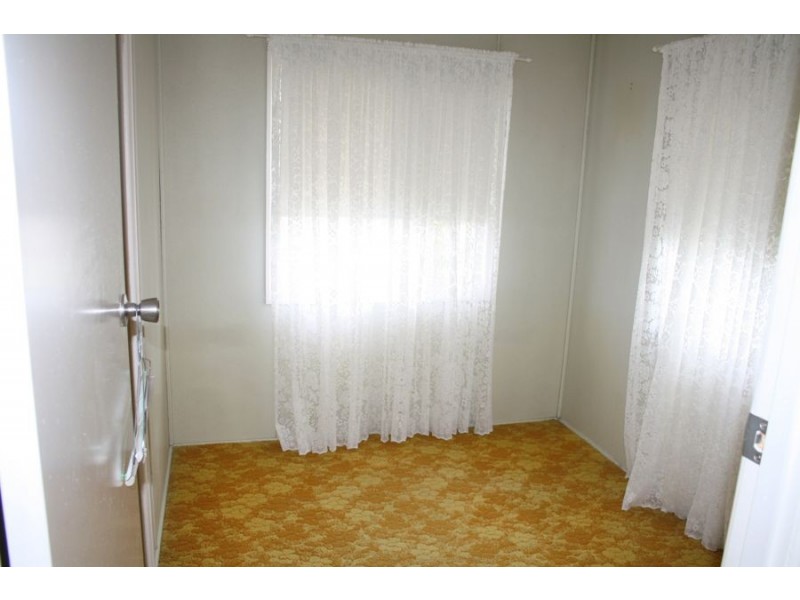 161 Cambridge Street, Granville QLD 4650