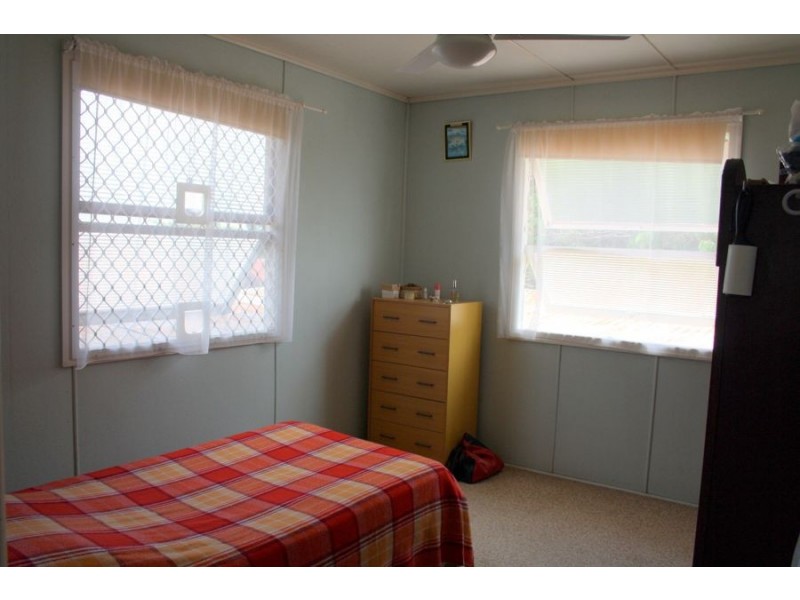 161 Cambridge Street, Granville QLD 4650