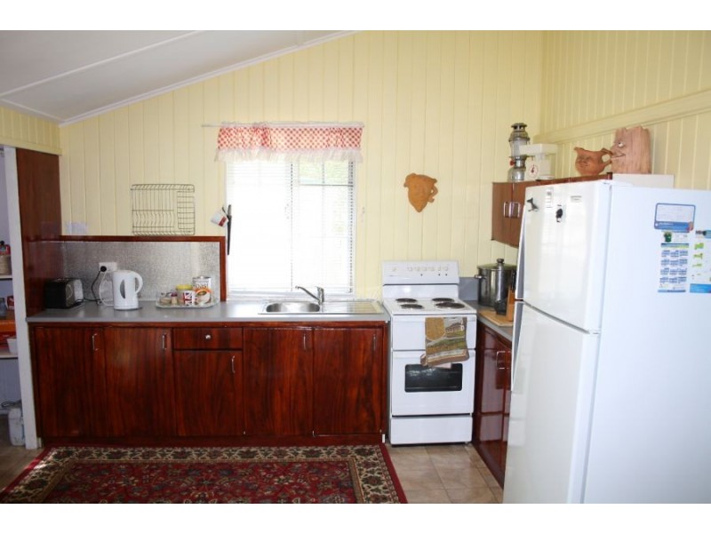 21 Colton Road, Aldershot QLD 4650