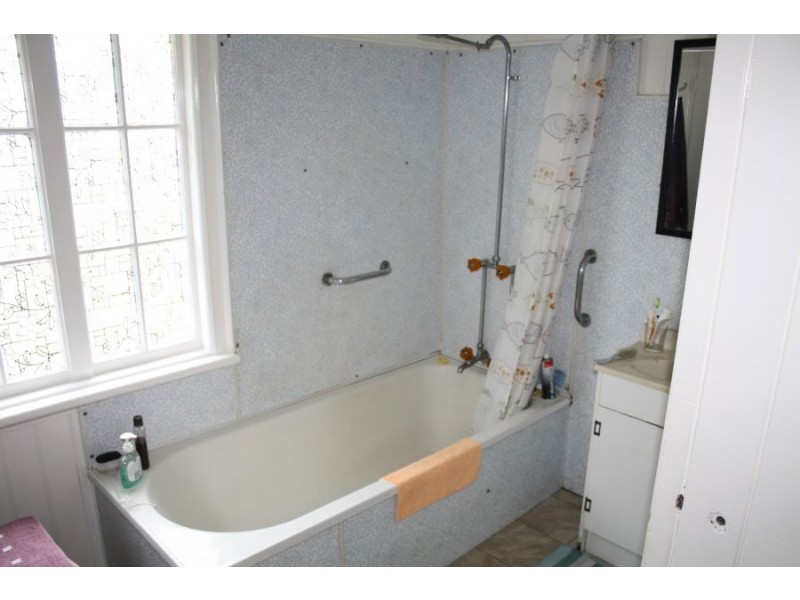 21 Colton Road, Aldershot QLD 4650