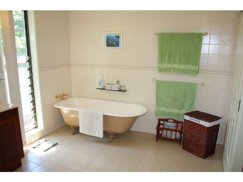 407 Old Gayndah Road, Dunmora QLD 4650