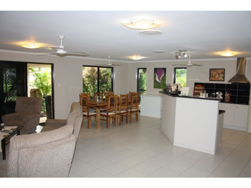 29 Cathryn Close, Oakhurst QLD 4650