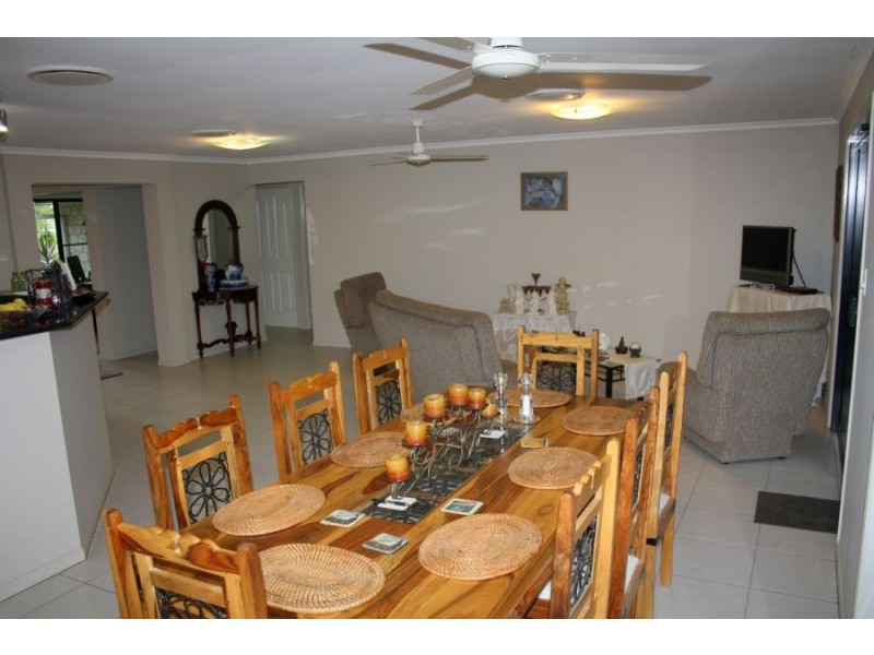29 Cathryn Close, Oakhurst QLD 4650