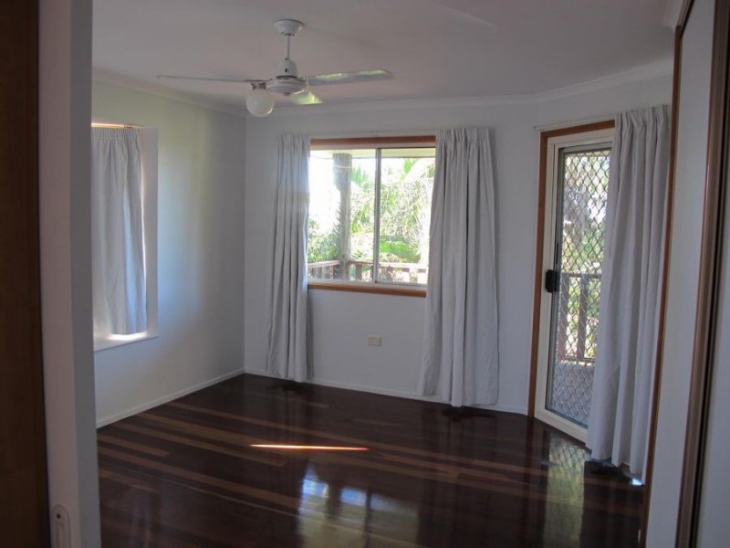 6 Flinders Street, Point Vernon QLD 4655