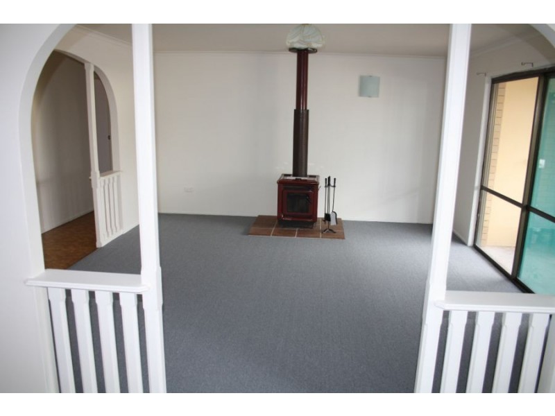 25 Holme Street, Granville QLD 4650