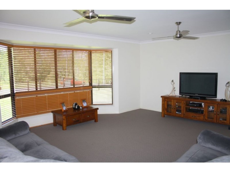 27 Dunn Street, Aldershot QLD 4650