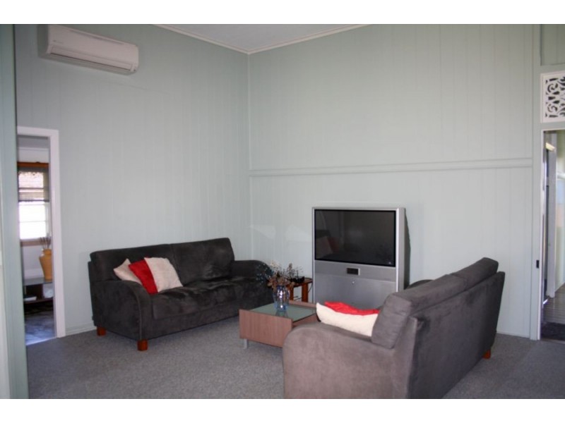 27 Bedford Street, Maryborough QLD 4650