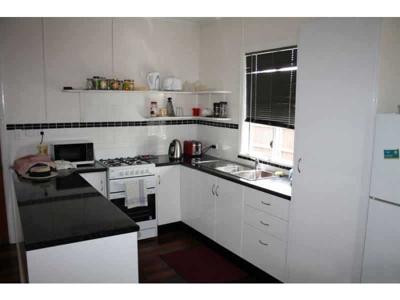 82 Churchill Street, Maryborough QLD 4650