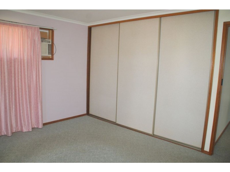 36 Jocelyn Parade, Granville QLD 4650