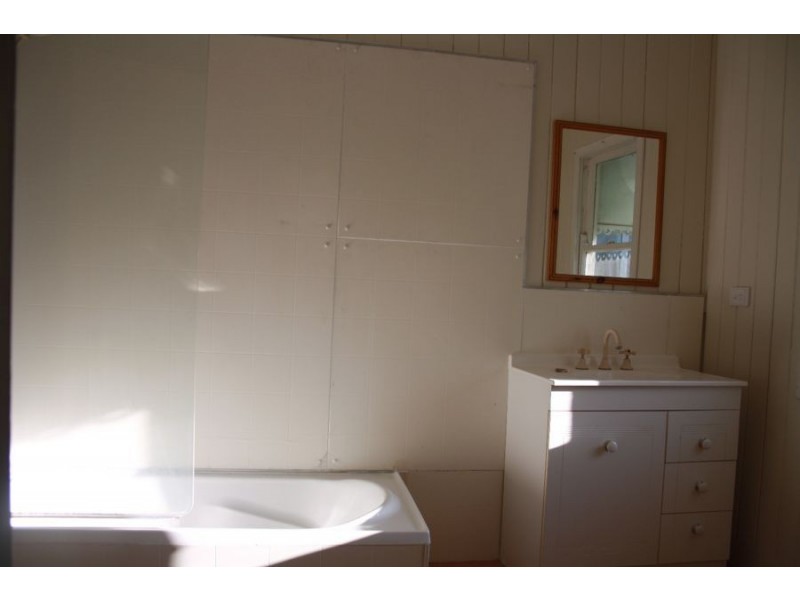 90 Fort Street, Maryborough QLD 4650