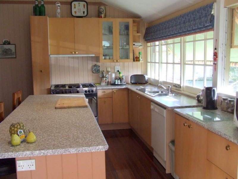 32 Manskie Street, Tinana QLD 4650