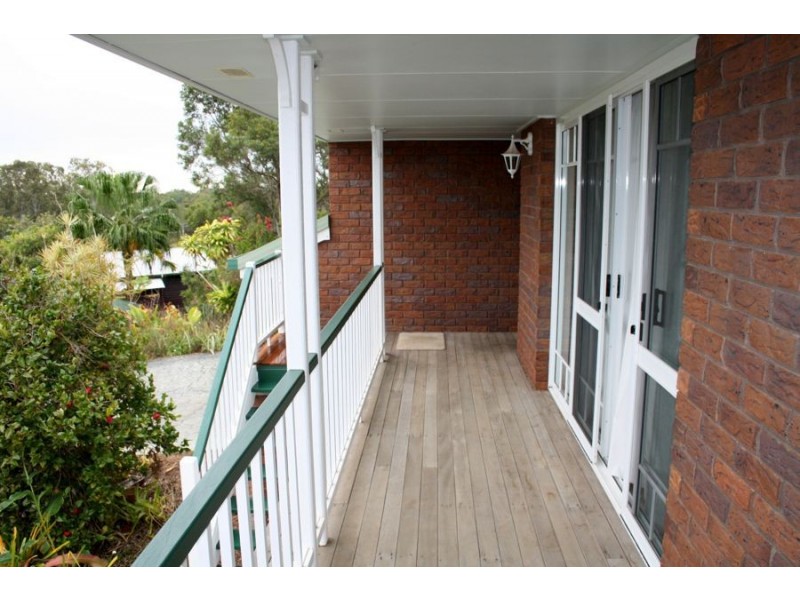 8 Nathan Street, Tinana QLD 4650