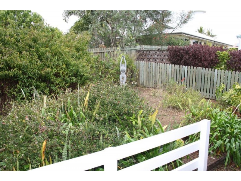 8 Nathan Street, Tinana QLD 4650