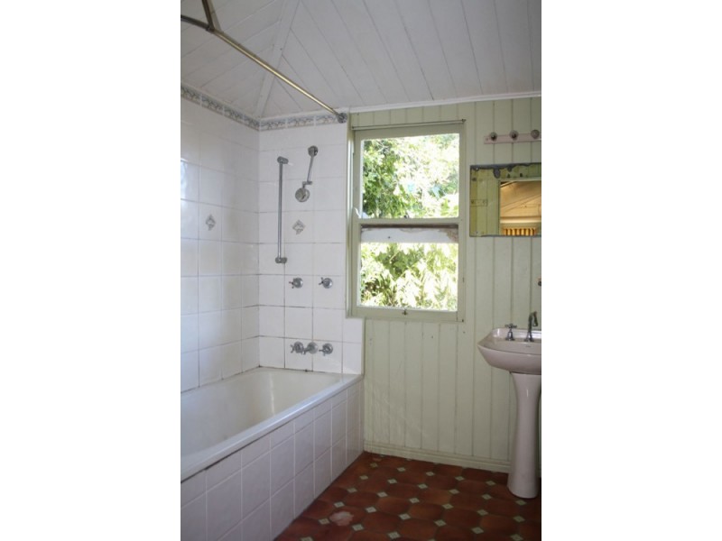 79 Fort Street, Maryborough QLD 4650