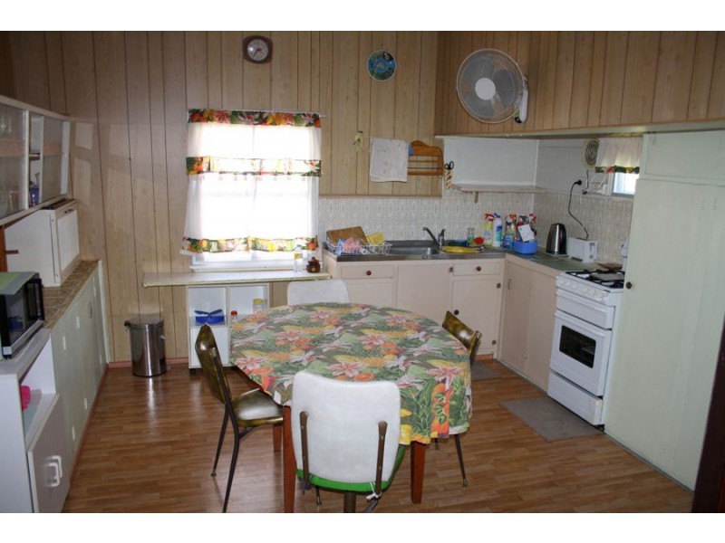 8 Keith Street, Maryborough QLD 4650