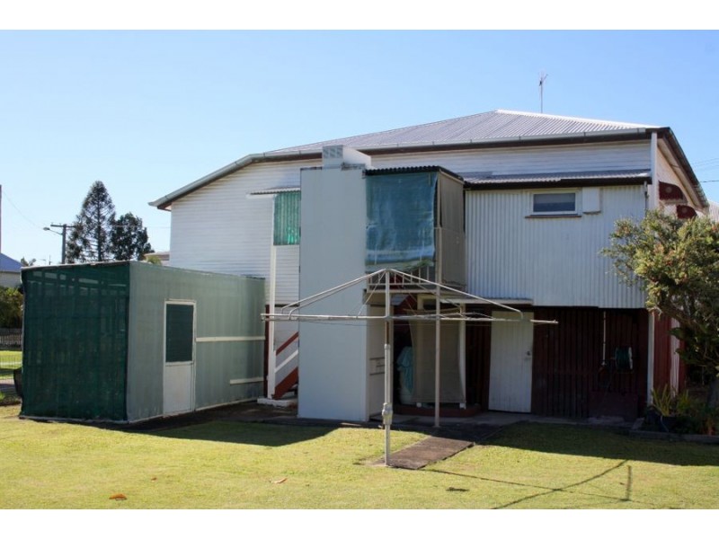 8 Keith Street, Maryborough QLD 4650