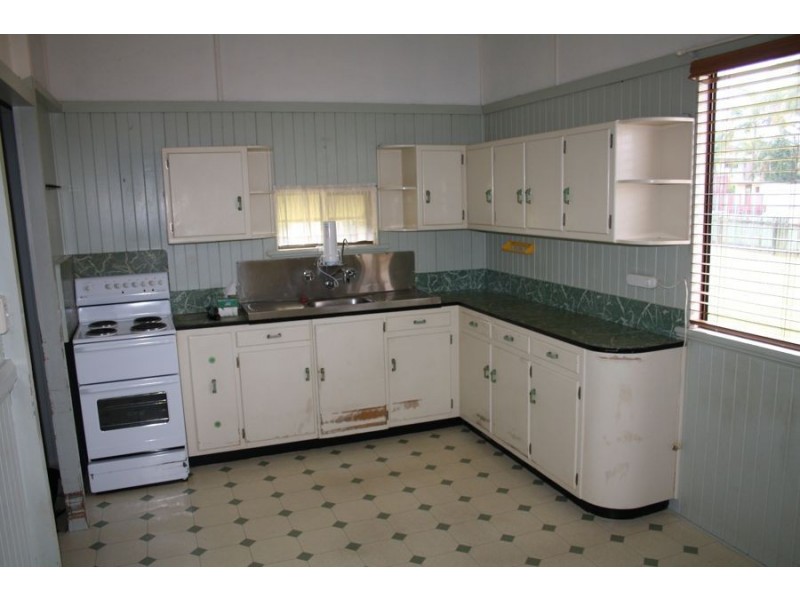 2 Smith Street, Maryborough QLD 4650