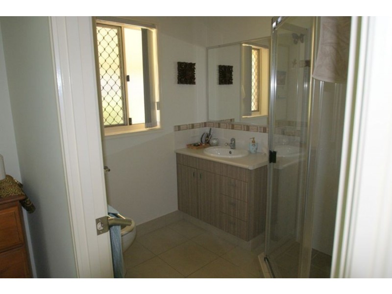 18 Cheyne Circuit, Tinana QLD 4650