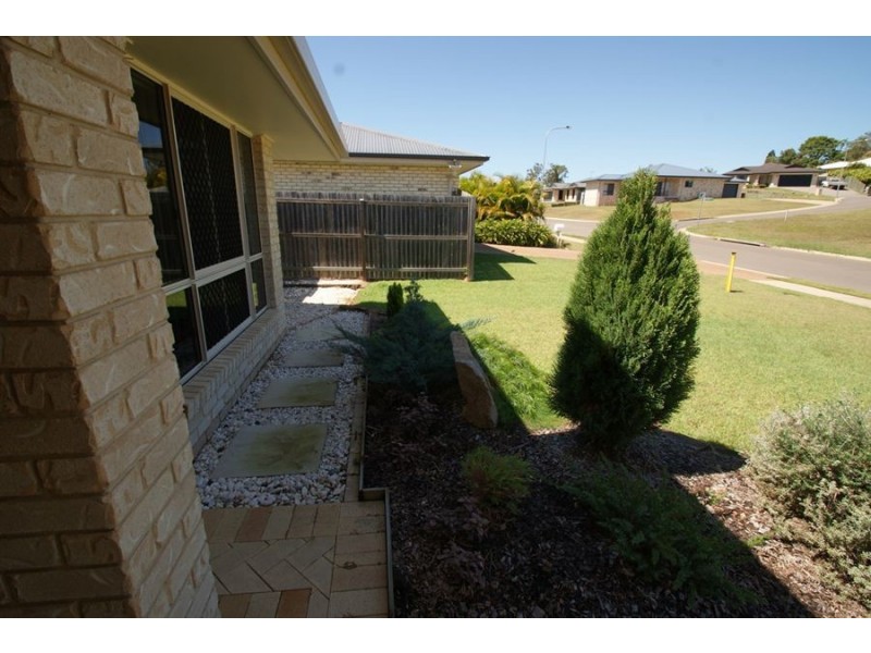 18 Cheyne Circuit, Tinana QLD 4650