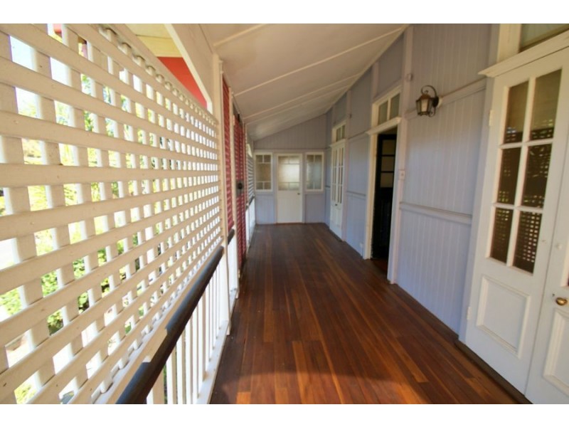 8 Dry Street, Maryborough QLD 4650