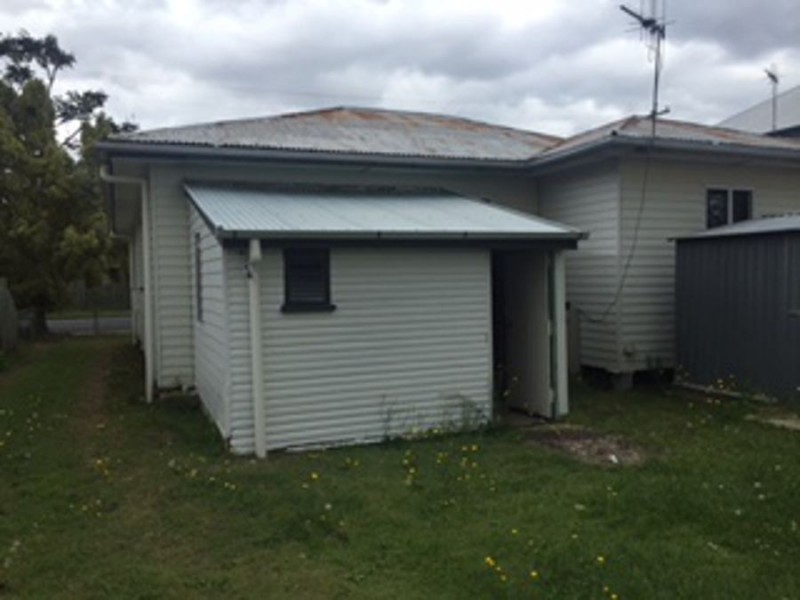 82 Churchill Street, Maryborough QLD 4650