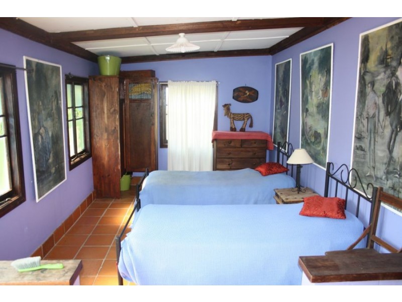 96 Pioneer Road, Grahams Creek QLD 4650