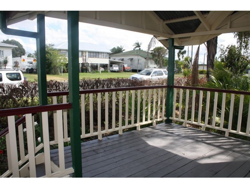 11 Crimmens Street, Maryborough QLD 4650