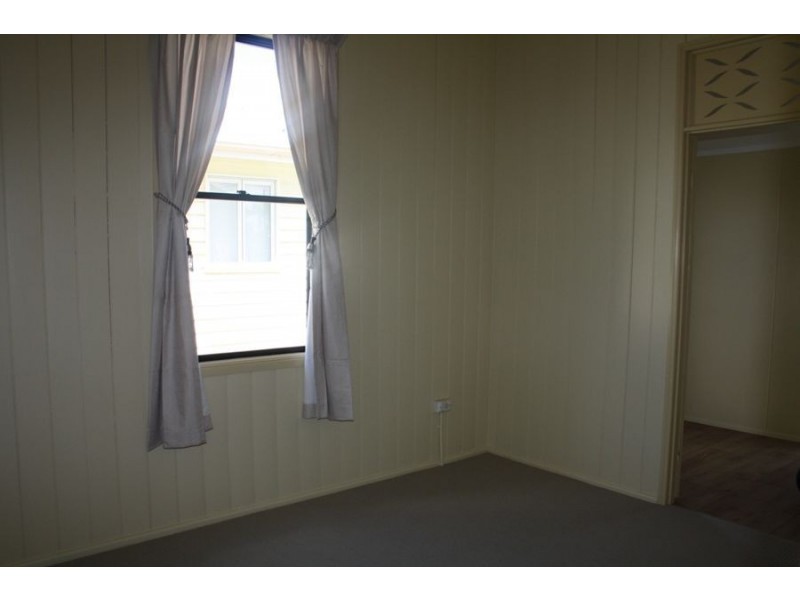 11 Crimmens Street, Maryborough QLD 4650