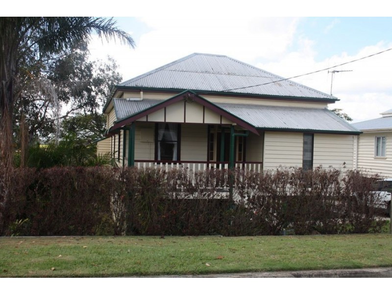 11 Crimmens Street, Maryborough QLD 4650
