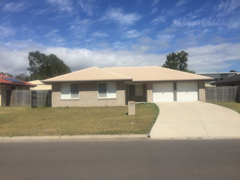 9 Jewel Court, Urangan QLD 4655