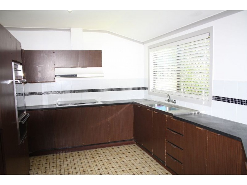 61 Iindah Road East, Tinana QLD 4650