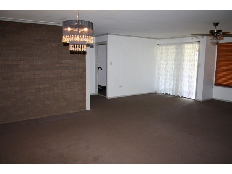 61 Iindah Road East, Tinana QLD 4650