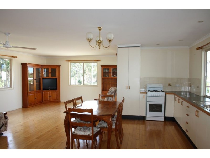 36 Rawson Road, Boonooroo QLD 4650